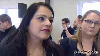 Alberta minister's tweet about low-income transit passes was 'tone deaf,' critic says