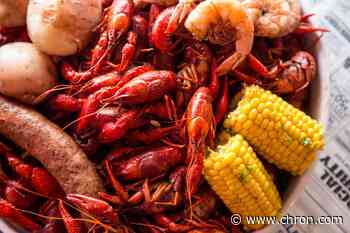 21 crawfish deals at top-rated Houston spots for the 2020 season