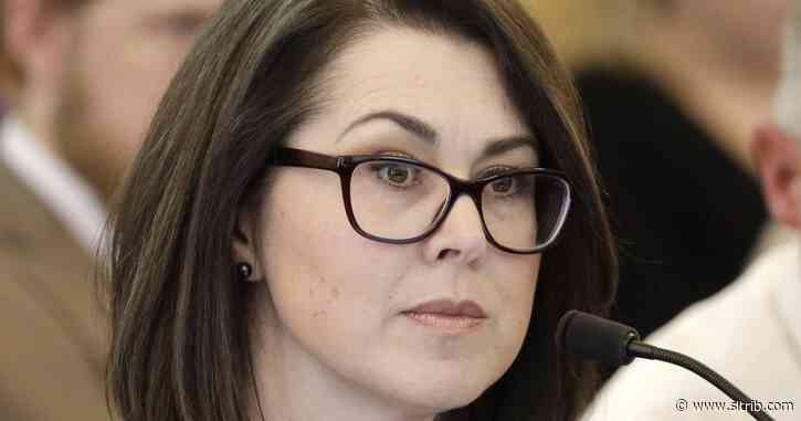 Utah senators pass bill to decriminalize polygamy