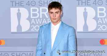 Sam Fender hits Brits Awards red carpet as he goes for Best New Artist win
