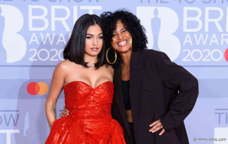 Mabel thanks parents Neneh Cherry and Cameron McVey after winning Female Solo Artist BRIT Award