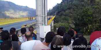Hombre se lanzó del puente de Cajamarca - El Nuevo Dia (Colombia)