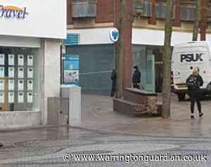 Man collapses and dies after police cordon off Sankey Street - Warrington Guardian