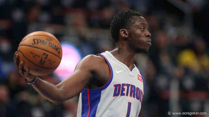 Clippers have sights set on signing point guard Reggie Jackson