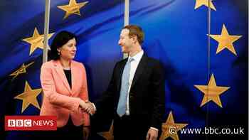 Soros calls for Zuckerberg and Sandberg to leave Facebook