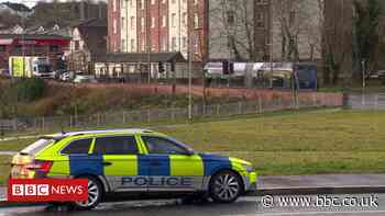 Glider buses attacked in west Belfast, leading to "visible police presence" - BBC News