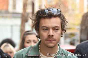 Harry Styles robbed at knifepoint in north London - St Helens Star