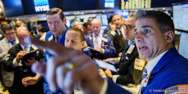 A global investor in Wall Street's top 1% reveals the 2 pillars of his strategy — and 3 stock picks he's betting on for the next 5 years