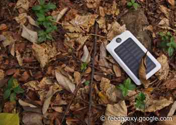 Solar PowerGem solar panel battery pack