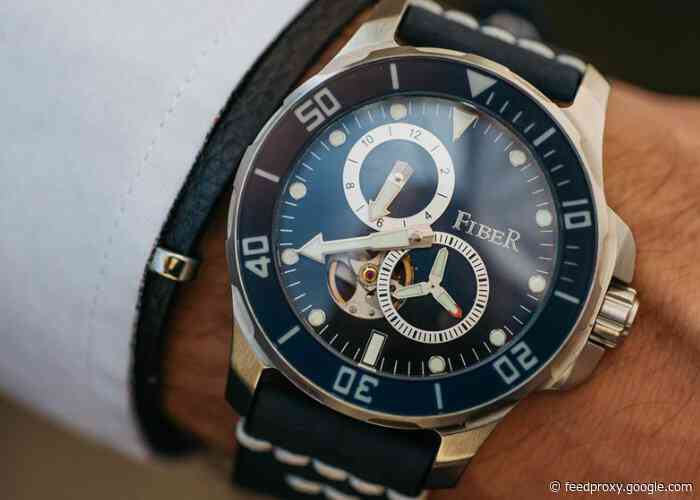 FIBER Propeller 300m water-resistant automatic mechanical dive watch