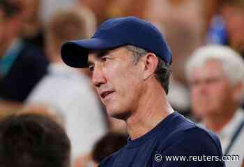 Coaches welcome WTA trial of allowing coaching from stand - Reuters