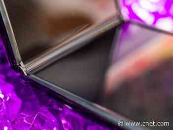 Samsung makes the ultra-thin glass used in its Galaxy Z Flip     - CNET