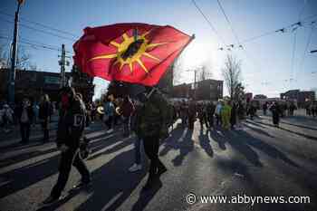Wet’suwet’en hereditary chiefs say they’ll meet with ministers if RCMP get out
