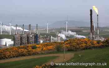 Conditions at Mossmorran chemical plant criticised as workers walk out