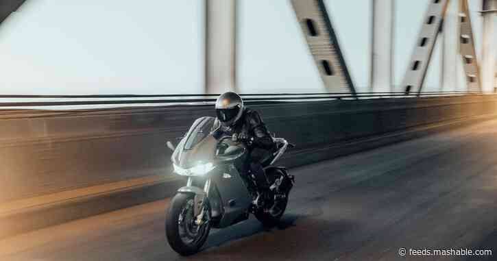 Zero's new SR/S electric motorcycle has a new design and increased range
