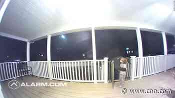 Child unaware pizza man suffered horrific tragedy. See moment that brought hope.