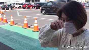 Passenger weeps after leaving cruise ship quarantine