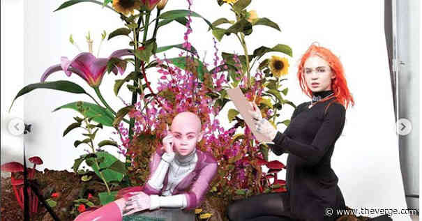 Forget Grimes’ new digital self, I want her gold-plated glasses