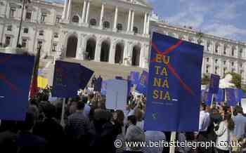 Politicians in Portugal vote to allow euthanasia