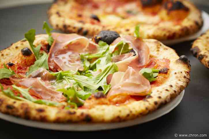 Live roaches, black debris in ice machine highlight restaurant violations (Feb 10-Feb 16)