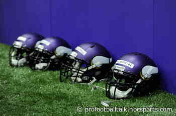 Vikings finalize staff by hiring Roy Anderson, Imarjaye Albury