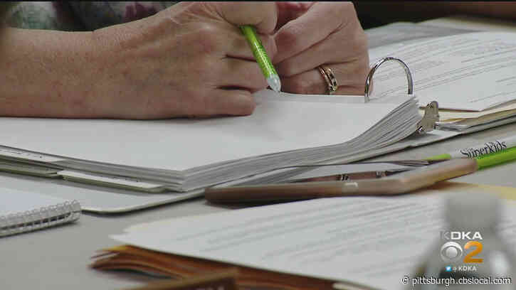 Sto-Rox Parents Demand Answers After Learning District Is Running Out Of Paper
