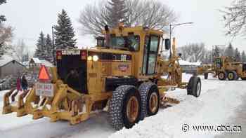 Edmontonians frustrated with cul-de-sac snow clearing