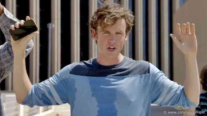 Jack Cutmore-Scott Reports for Jury Duty TV Series