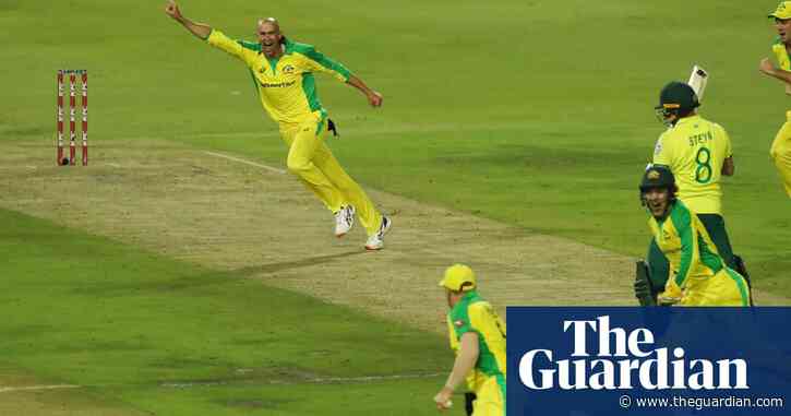 Ashton Agar's hat-trick inspires Australia to South Africa T20 romp