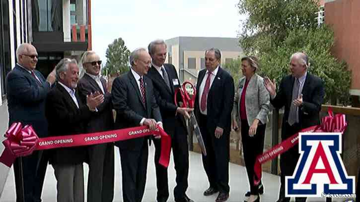 UArizona College of Pharmacy celebrates new center dedicated to breakthroughs in drug research