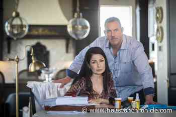 In crippling pain from on-the-job injury, Houston flight attendant finds getting help 'impossible' - Houston Chronicle