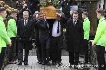 Manchester United greats gather for Harry Gregg funeral - St Helens Star