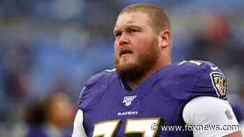 Baltimore Ravens' Bradley Bozeman crushes food challenge at Texas restaurant - Fox News