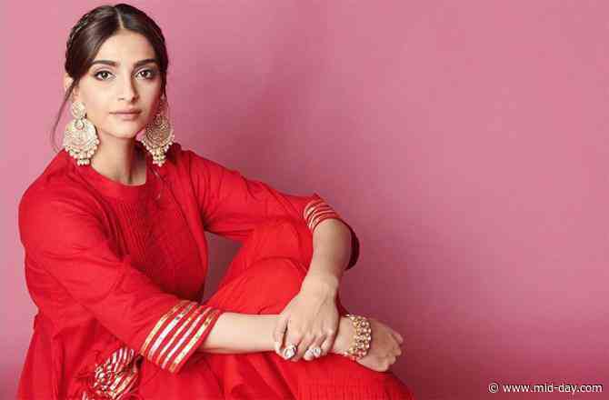 Sonam Kapoor Ahuja objects to unsolicited 'Mr. India' remake: Takes to social media