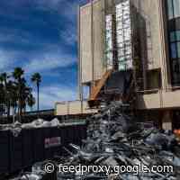 Should LACMA Start A New Building When It’s Already $443 Million In Debt?