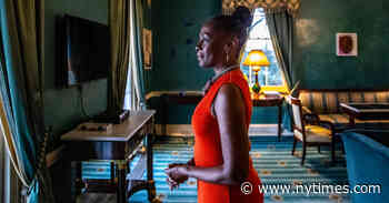 With Final Gracie Mansion Show, First Lady Aims to Secure Arts Legacy - The New York Times