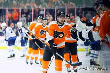 Laughton scores twice, leads streaking Flyers over Jets 4-2
