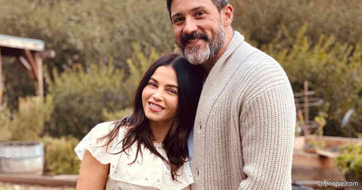 Pregnant Jenna Dewan Celebrates Her Engagement to Steve Kazee During Dinner with Friends