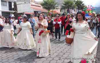 Guaranda y Riobamba celebran el Carnaval con desfiles y shows artísticos - El Comercio (Ecuador)