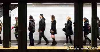 The Profound Loneliness of New York Subway Platforms