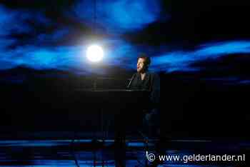 Sloveense komiek gaat viral met ‘mislukte’ Duncan Laurence-imitatie