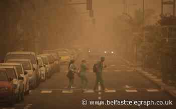 Saharan sandstorm leaves British holidaymakers stranded at airports