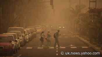 Saharan sandstorm leaves British holidaymakers stranded at airports