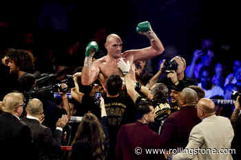 Watch Heavyweight Champ Tyson Fury Lead Post-Fight ‘American Pie’ Sing-Along