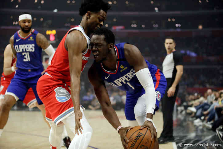 Clippers’ Reggie Jackson is getting acclimated, with Paul George’s help