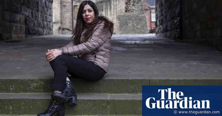 Iranian chess referee who fled to UK could face arrest if  she returns