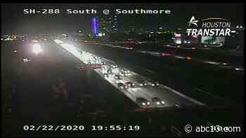 HPD officer transported to hospital after crash in southeast Houston - KTRK-TV