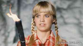 Holly on 'Land Of The Lost' 'Memba Her?!