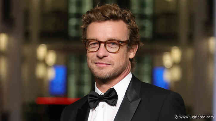 Simon Baker Premieres New Movie 'High Ground' at Berlin Film Festival 2020