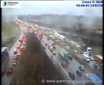 Heavy traffic across Warrington after M6 crash